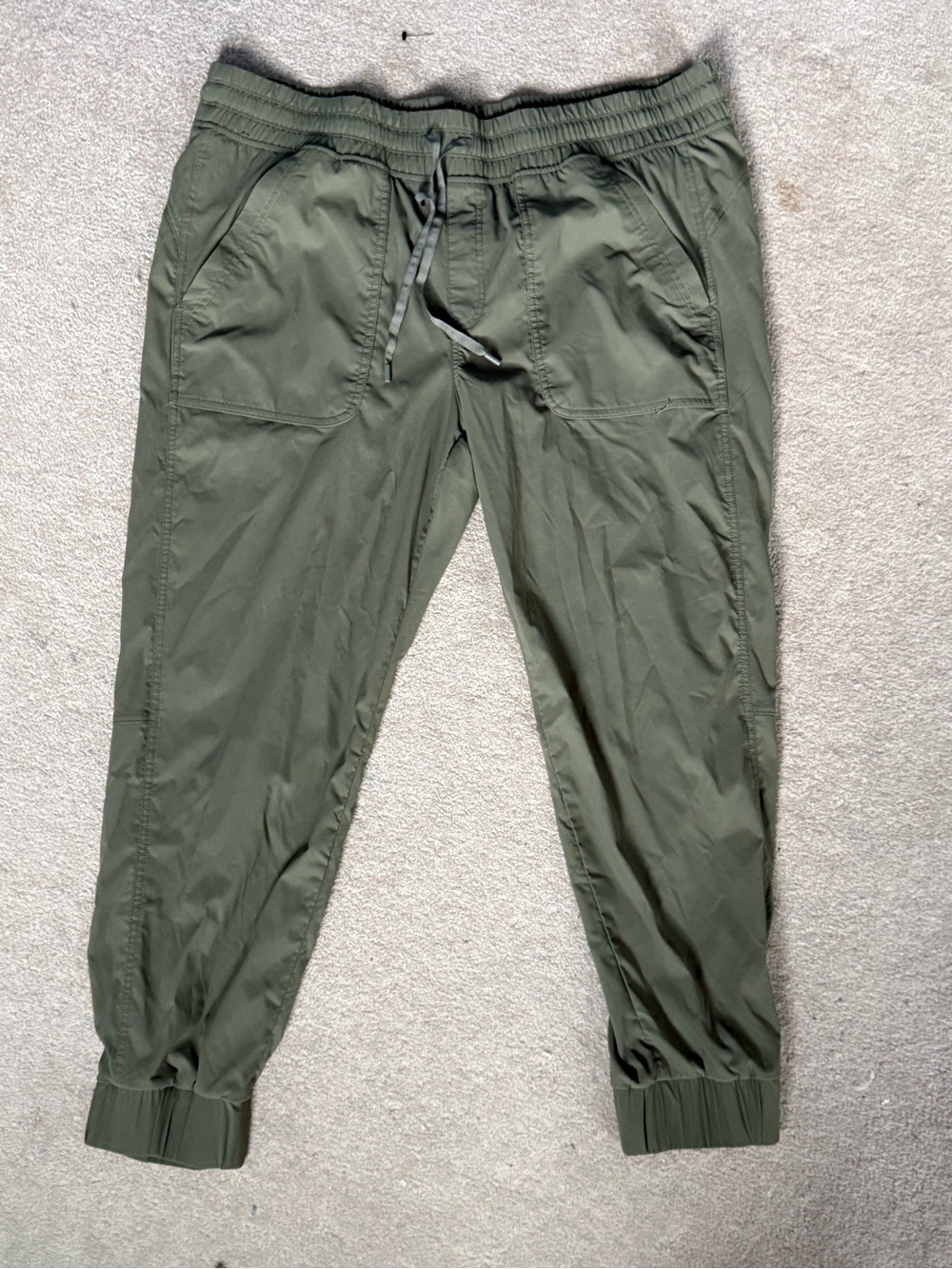 Eddie Bauer Olive Green Utility Joggers 20W | Gorpcore Travel Athleisure